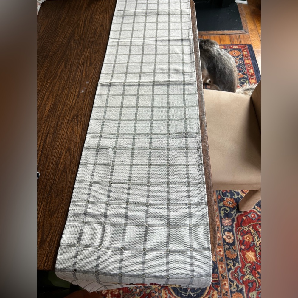 70” fall runner - Picture 2 of 3